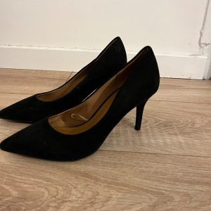 Escarpins pointus noirs professionnels