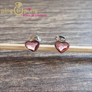 Boucle d’oreille Spark en forme de coeur en argent et swarovski rose tendre