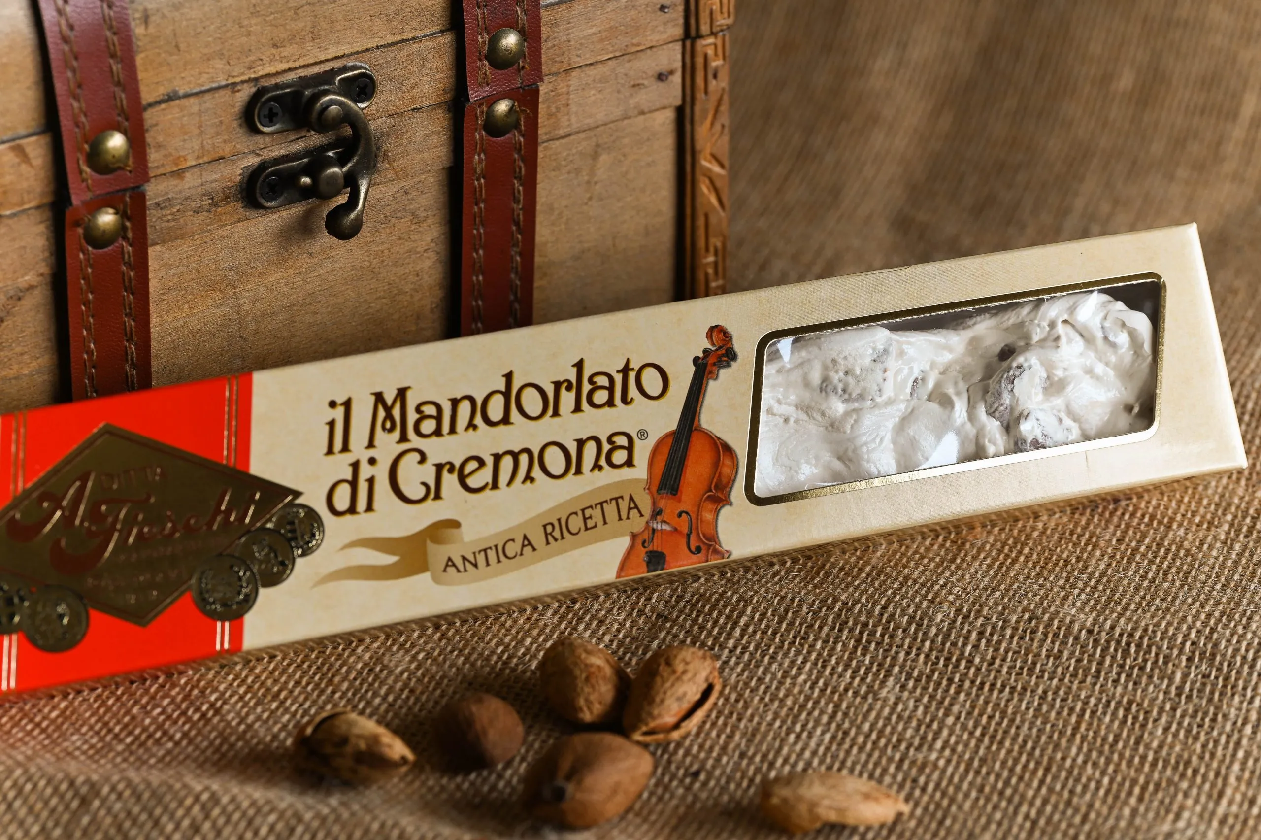 Torrone artisanal (nougat) aux amandes recette antique (150g)