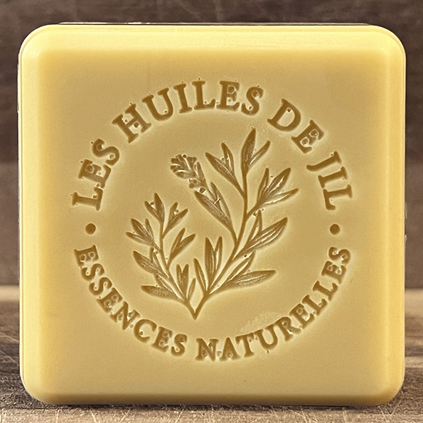 Savon hydratant au Karité et huile essentielle de Bois de Hô
