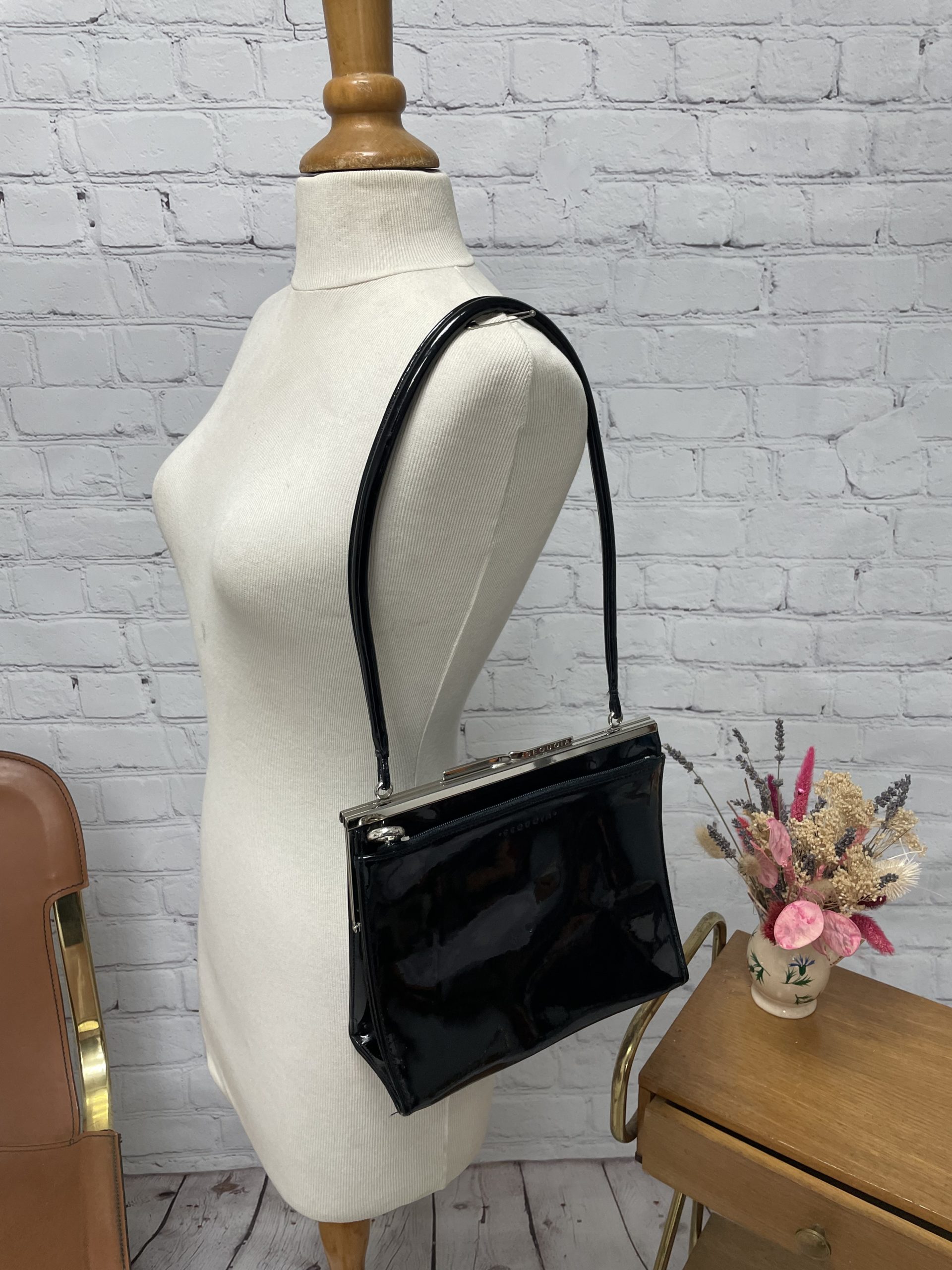 Sac à main vintage Sequoia en vinyle noir